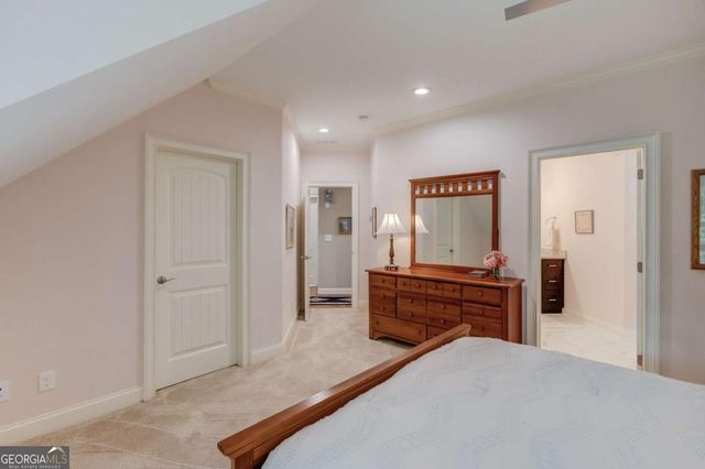 5392 Retreat Drive, Flowery Branch, GA 30542