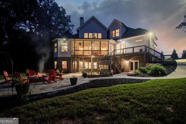 5392 Retreat Drive, Flowery Branch, GA 30542