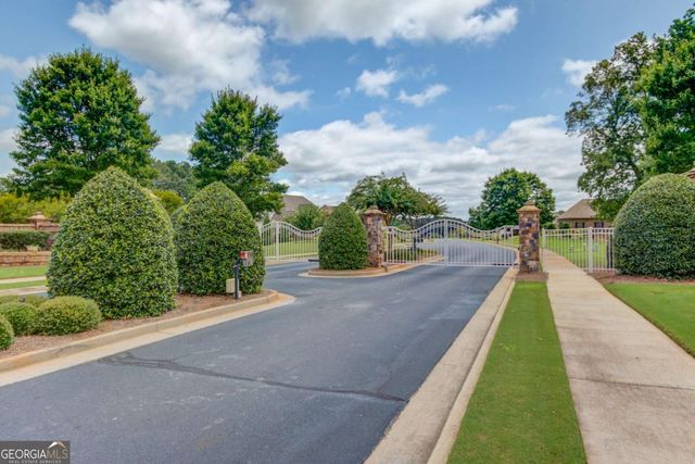 5392 Retreat Drive, Flowery Branch, GA 30542