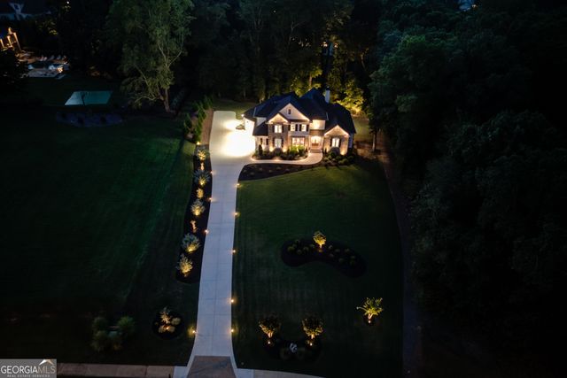 5392 Retreat Drive, Flowery Branch, GA 30542