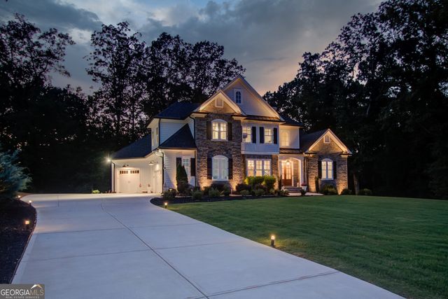 5392 Retreat Drive, Flowery Branch, GA 30542