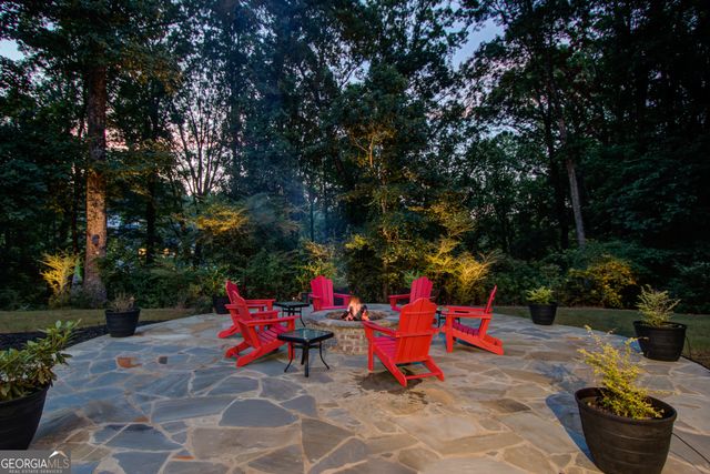 5392 Retreat Drive, Flowery Branch, GA 30542