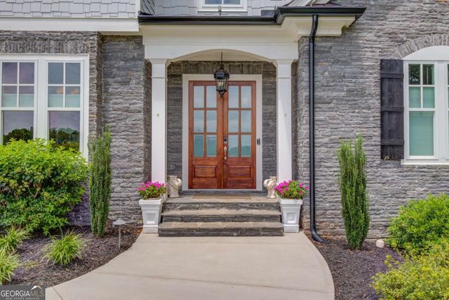 5392 Retreat Drive, Flowery Branch, GA 30542