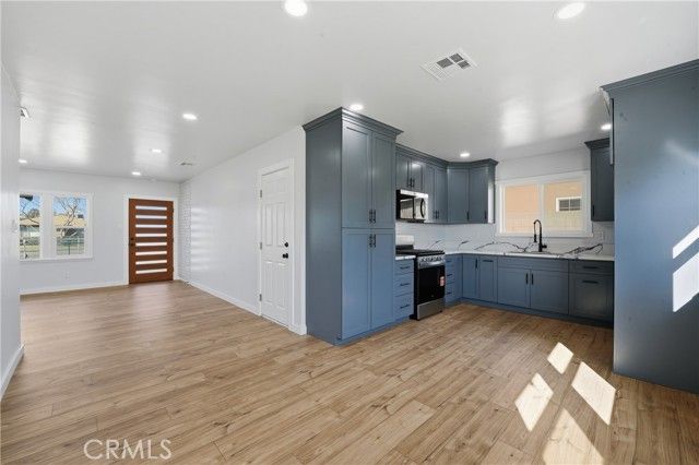 9259 Beech Avenue, Fontana, CA 92335