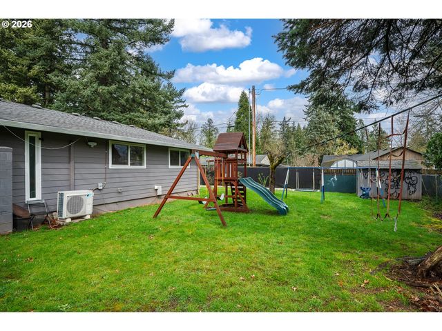 2022 Se 143RD Ave, Portland, OR 97233