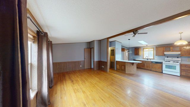 1998 280th Avenue, Mora, MN 55051