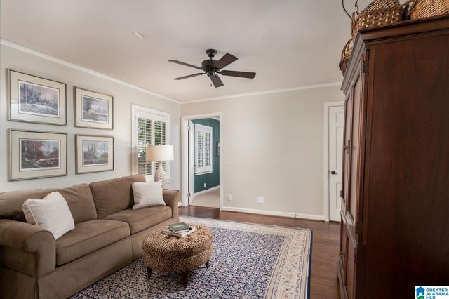 909 SHERIDAN DRIVE, Mountain Brook, AL 35213