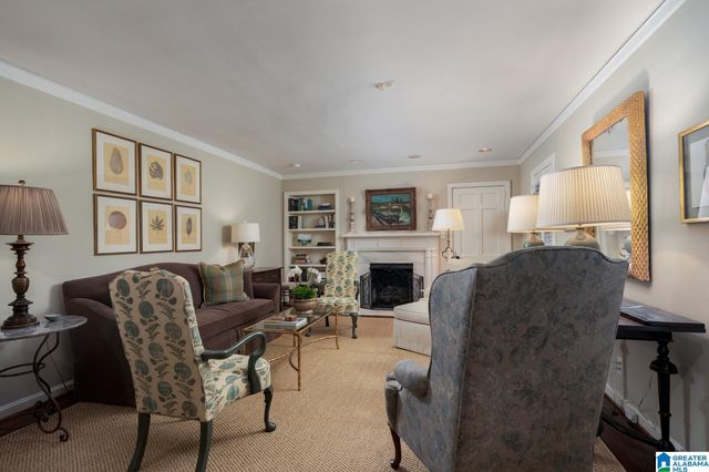 909 SHERIDAN DRIVE, Mountain Brook, AL 35213