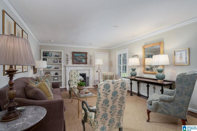 909 SHERIDAN DRIVE, Mountain Brook, AL 35213