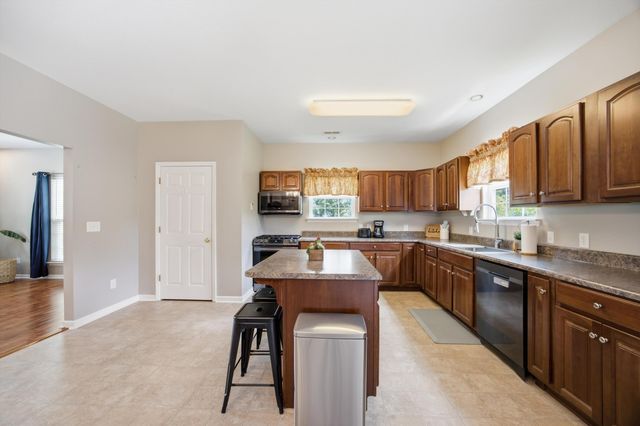 10439 Sovereign Pointe Drive, Soddy Daisy, TN 37379