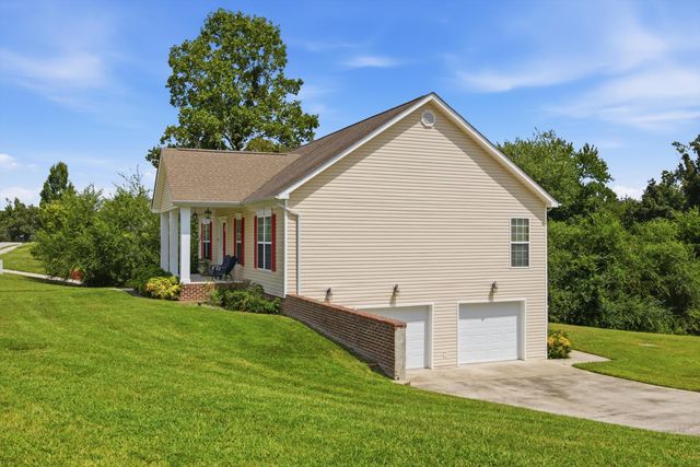 10439 Sovereign Pointe Drive, Soddy Daisy, TN 37379