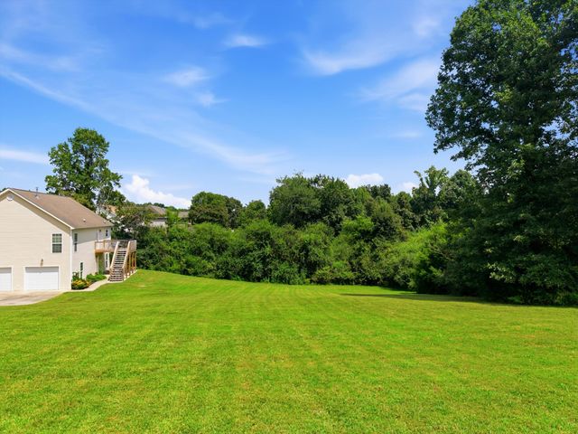 10439 Sovereign Pointe Drive, Soddy Daisy, TN 37379