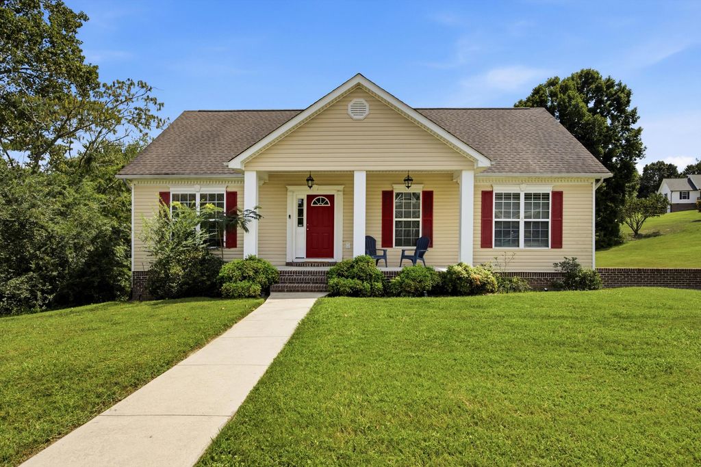 10439 Sovereign Pointe Drive, Soddy Daisy, TN 37379