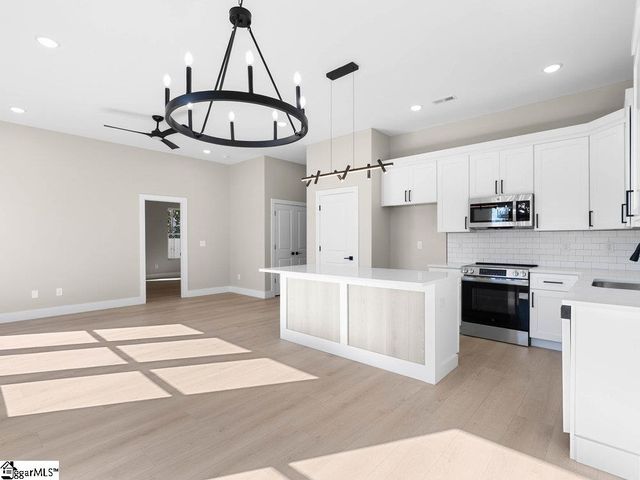 367 College Street, Spartanburg, SC 29303