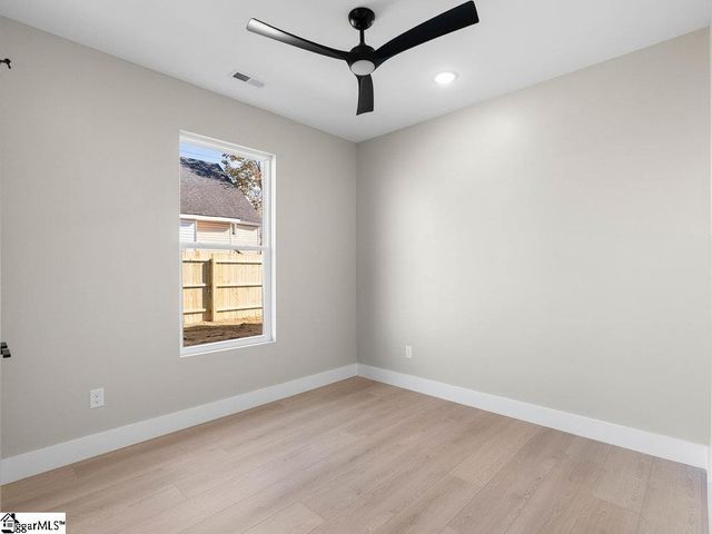 367 College Street, Spartanburg, SC 29303