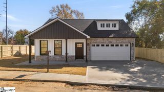 367 College Street, Spartanburg, SC 29303