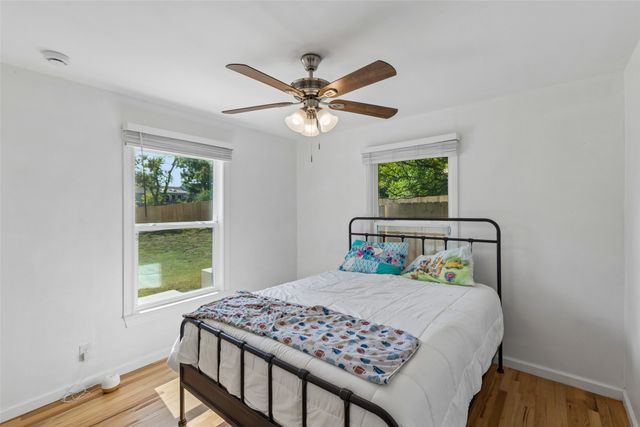 714 NW 6th Street, Grand Prairie, TX 75050