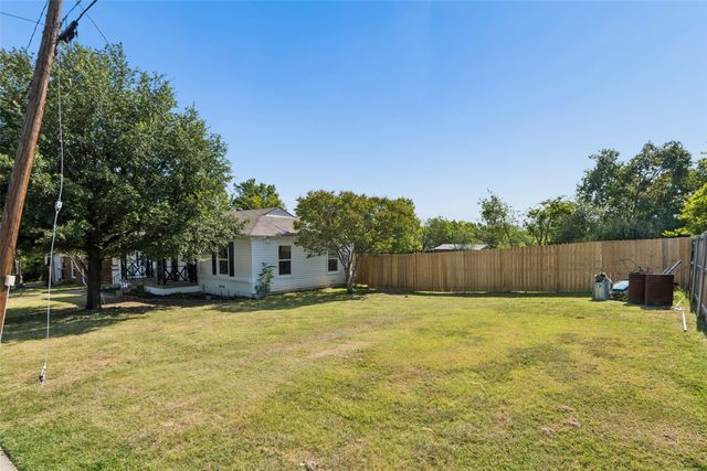 714 NW 6th Street, Grand Prairie, TX 75050