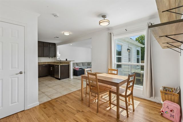 714 NW 6th Street, Grand Prairie, TX 75050