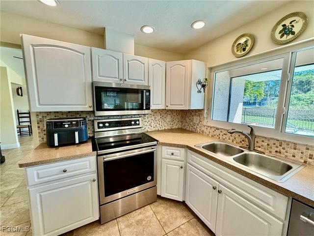 70 Ortona ST, Lehigh Acres, FL 33936