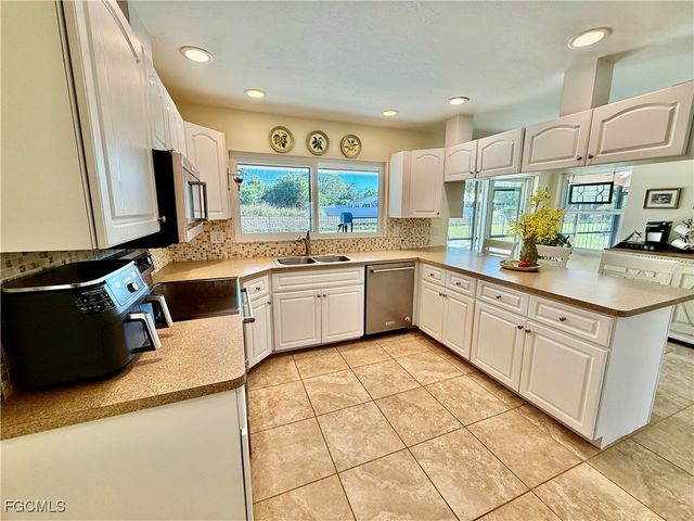 70 Ortona ST, Lehigh Acres, FL 33936