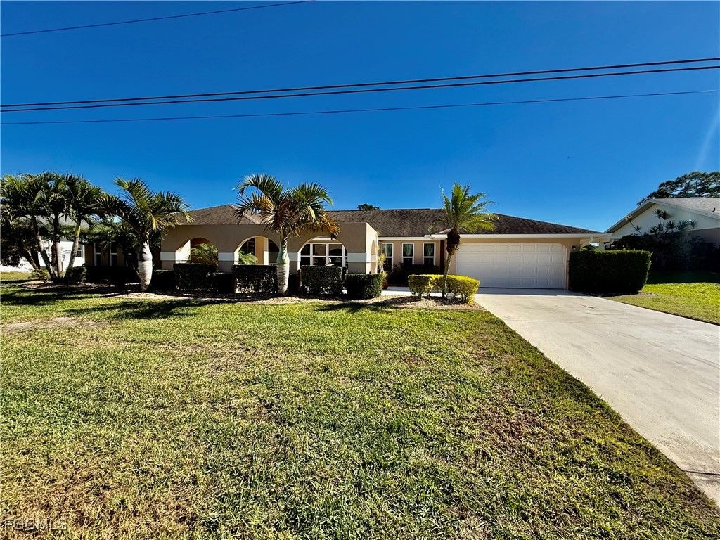 70 Ortona ST, Lehigh Acres, FL 33936