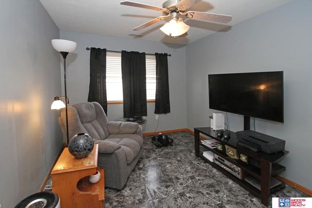 8976 Broken Spoke Drive, Lincoln, NE 68507