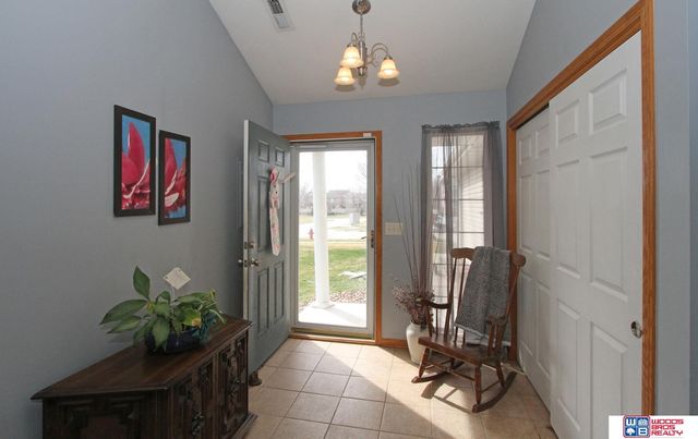 8976 Broken Spoke Drive, Lincoln, NE 68507