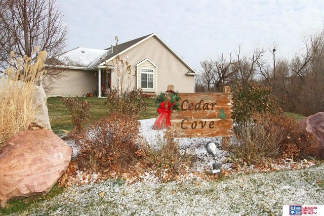 8976 Broken Spoke Drive, Lincoln, NE 68507