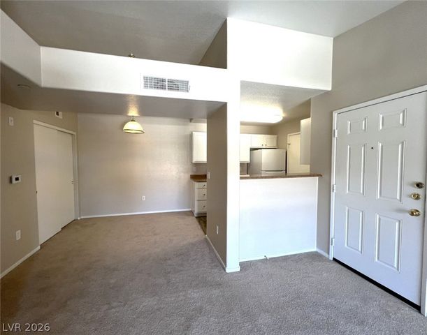 950 SEVEN HILLS Drive 122, Henderson, NV 89052