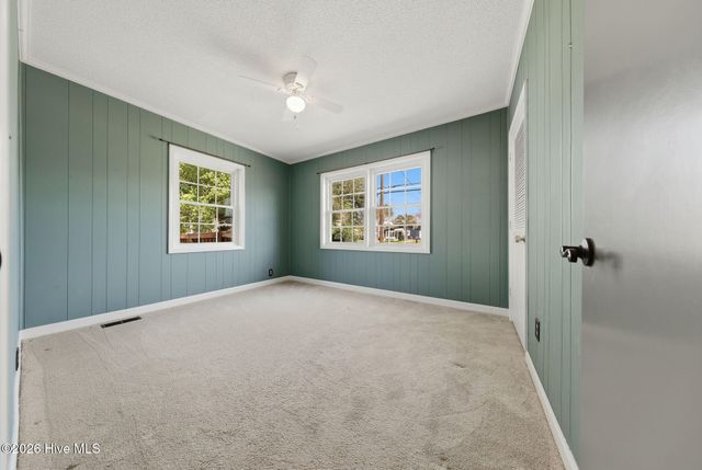 607 Cape Fear Boulevard, Carolina Beach, NC 28428