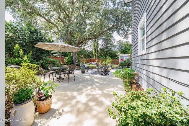 607 Cape Fear Boulevard, Carolina Beach, NC 28428