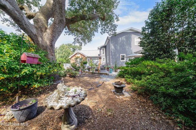 607 Cape Fear Boulevard, Carolina Beach, NC 28428