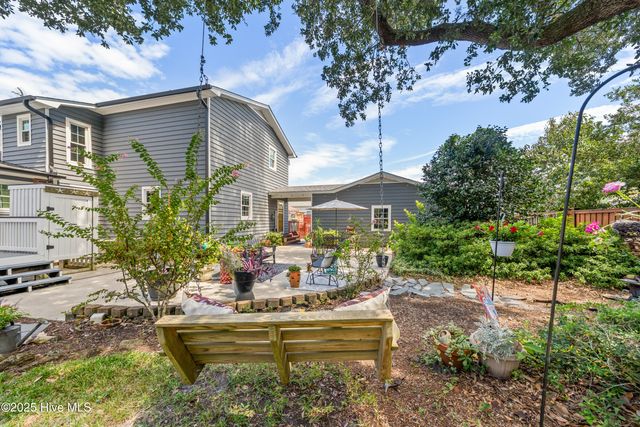 607 Cape Fear Boulevard, Carolina Beach, NC 28428