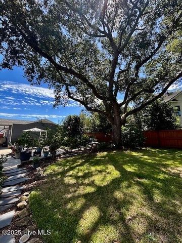 607 Cape Fear Boulevard, Carolina Beach, NC 28428