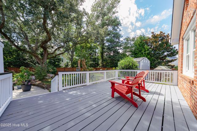 607 Cape Fear Boulevard, Carolina Beach, NC 28428