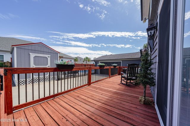 607 Cape Fear Boulevard, Carolina Beach, NC 28428