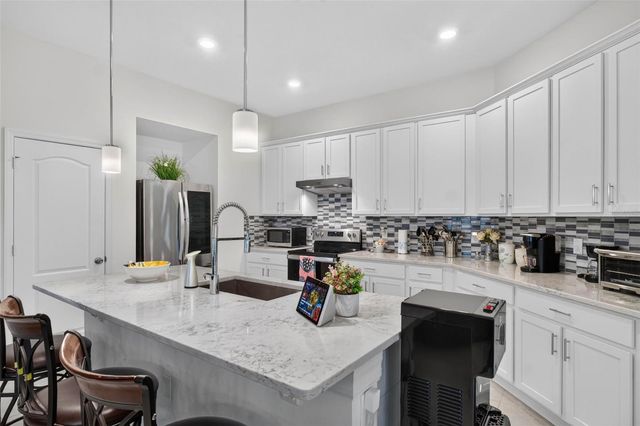 13737 RUSHING CREEK RUN, Orlando, FL 32824