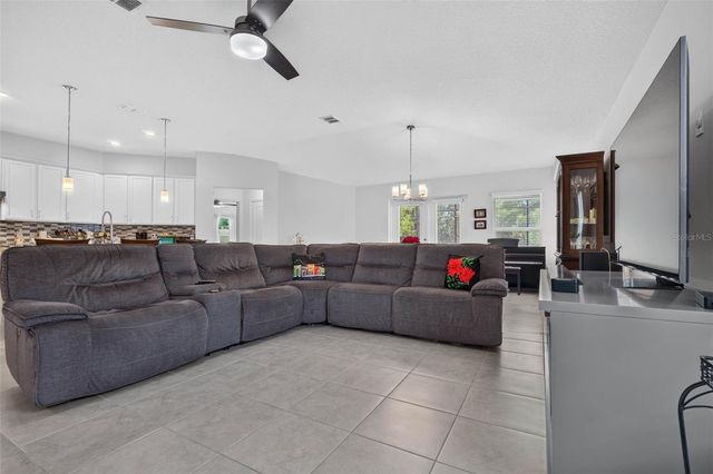 13737 RUSHING CREEK RUN, Orlando, FL 32824