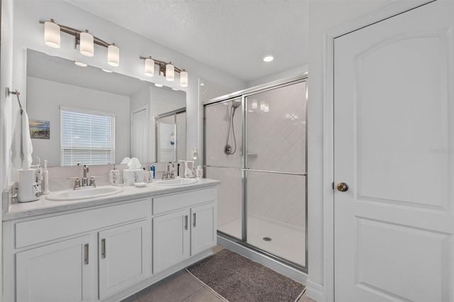 13737 RUSHING CREEK RUN, Orlando, FL 32824