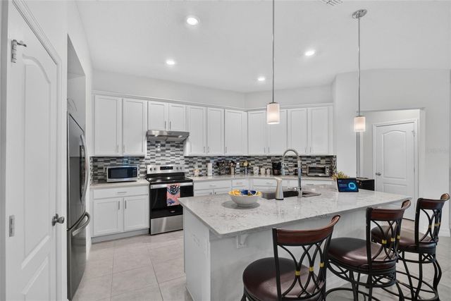 13737 RUSHING CREEK RUN, Orlando, FL 32824