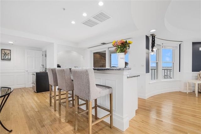 53 Conanicus Avenue 3A, Jamestown, RI 02835