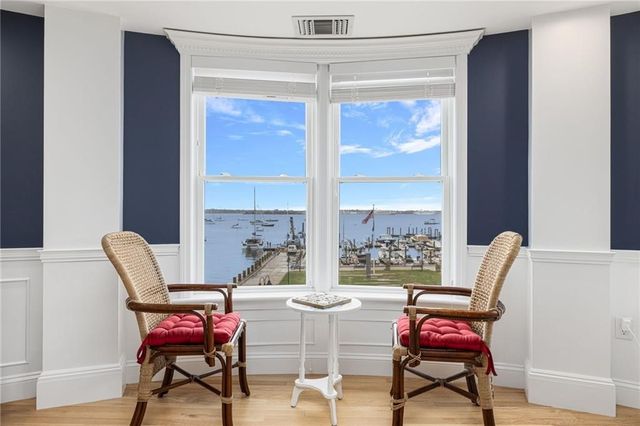 53 Conanicus Avenue 3A, Jamestown, RI 02835