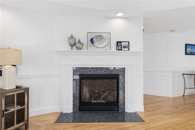 53 Conanicus Avenue 3A, Jamestown, RI 02835