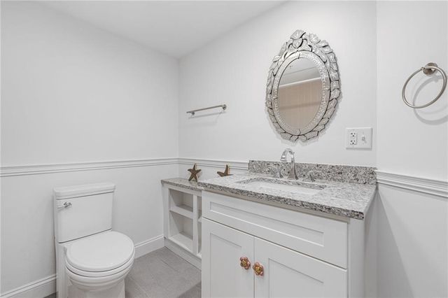 53 Conanicus Avenue 3A, Jamestown, RI 02835