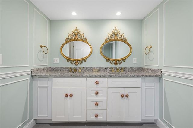 53 Conanicus Avenue 3A, Jamestown, RI 02835