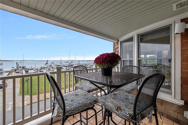 53 Conanicus Avenue 3A, Jamestown, RI 02835