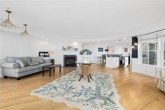 53 Conanicus Avenue 3A, Jamestown, RI 02835