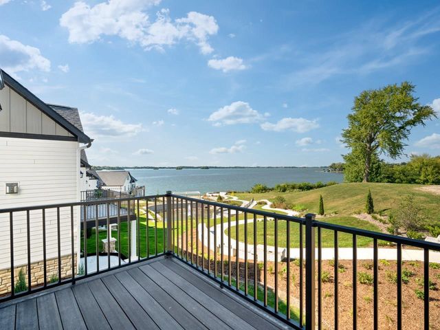 600 Monarch Lane, Beaver Dam, WI 53916