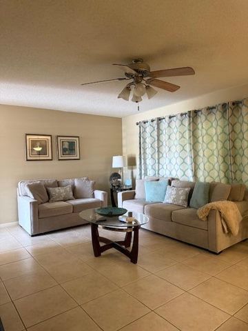 815 W Boynton Beach Boulevard 10-103, Boynton Beach, FL 33426